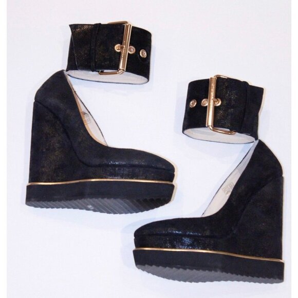 PALOMA BARCELO Spain Platform WEDGE Ankle Strap Suede Shoes  $300 PALOMA BARCELO Spain Platform WEDGE Ankle Strap Suede Shoes ( 36 )